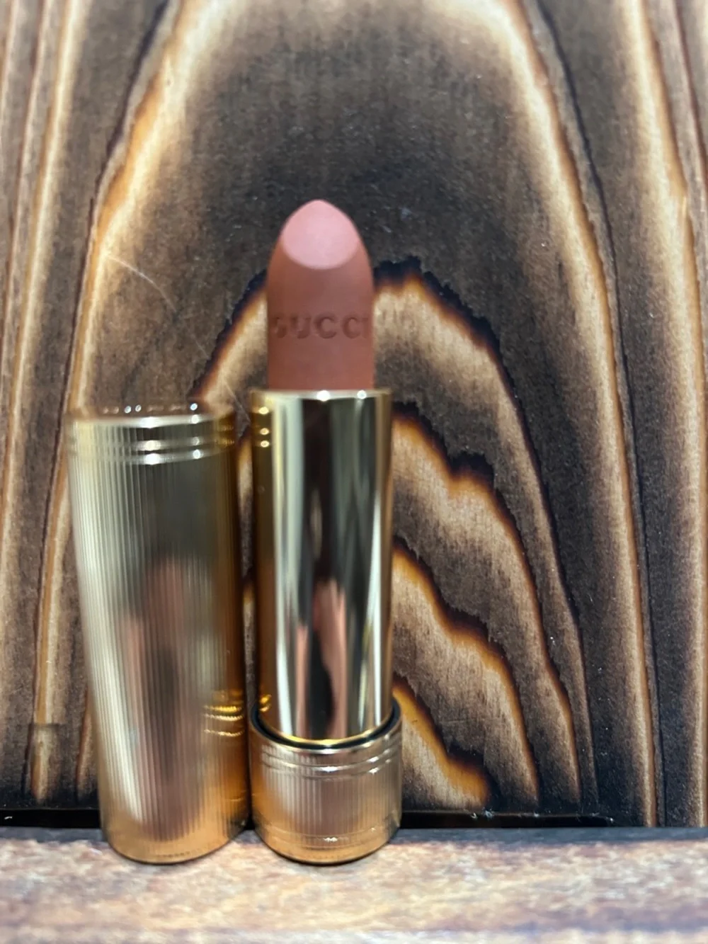 Gucci Matte Lipstick - Valeria Rose
